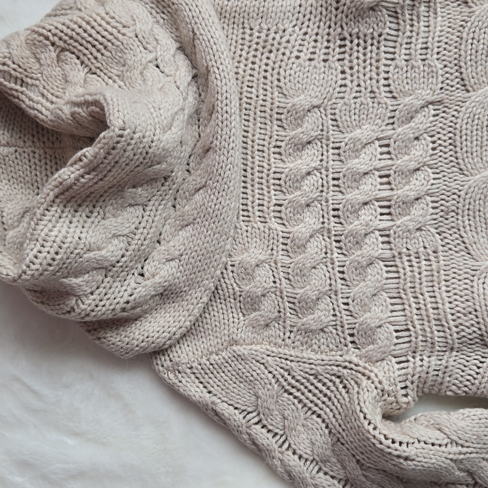 Banana Republic size s Beige Cowl Neck Sweater with Cable Knit and Slim Fit